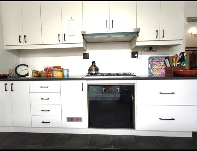 5 BEDROOM HOUSE FOR SALE IN HAYFIELDS